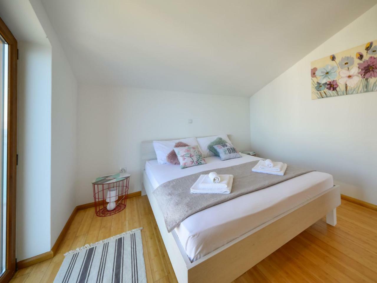 Apartment Val 2-1 By Interhome 斯维蒂尤拉伊 外观 照片